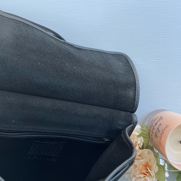 Coach Vintage Leather Station In Black - Picture 8 of 16